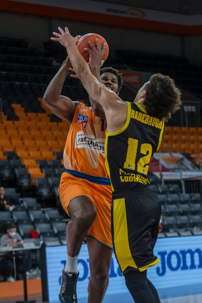 运动过程中 运动过程中